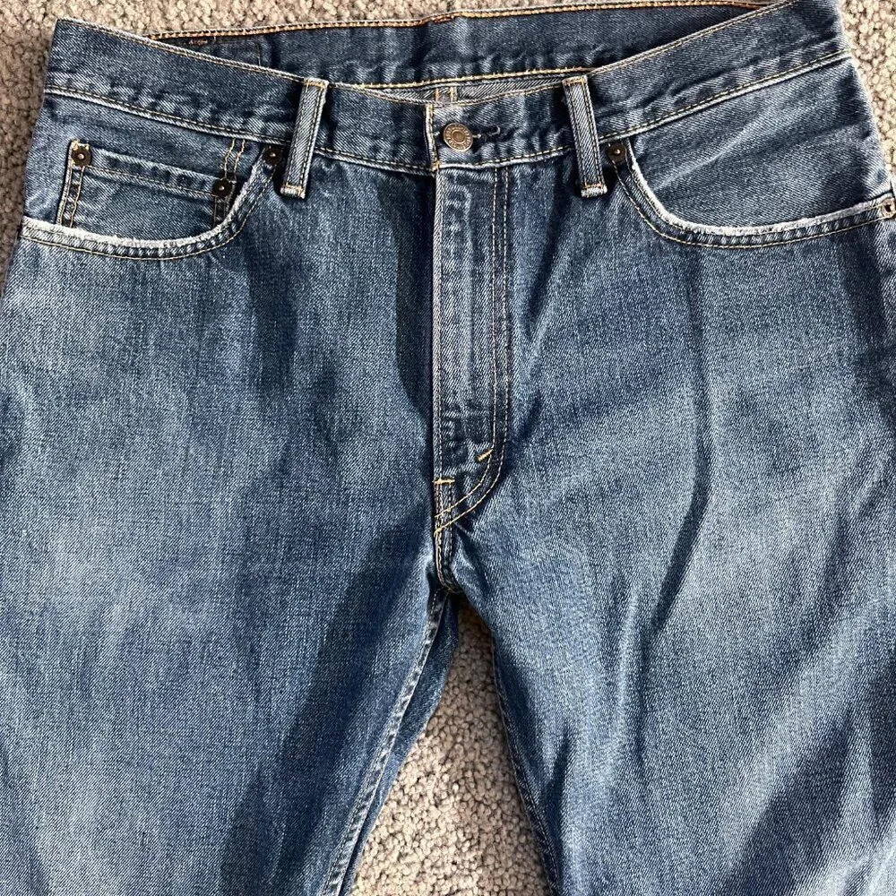 Levi's Classic Straight 505 Jeans in Men's Size W32 L30, Dark Wash - Made in USA